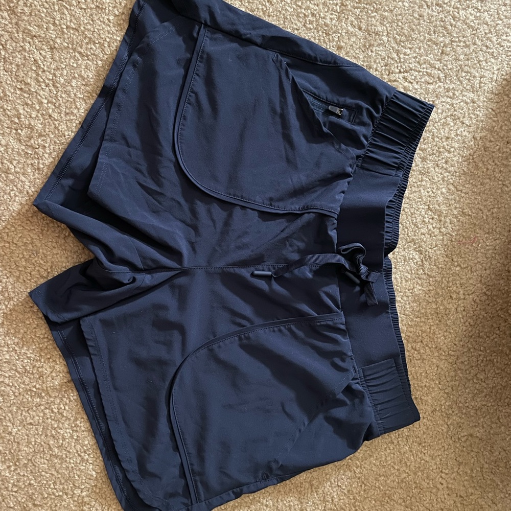 All in motion shorts